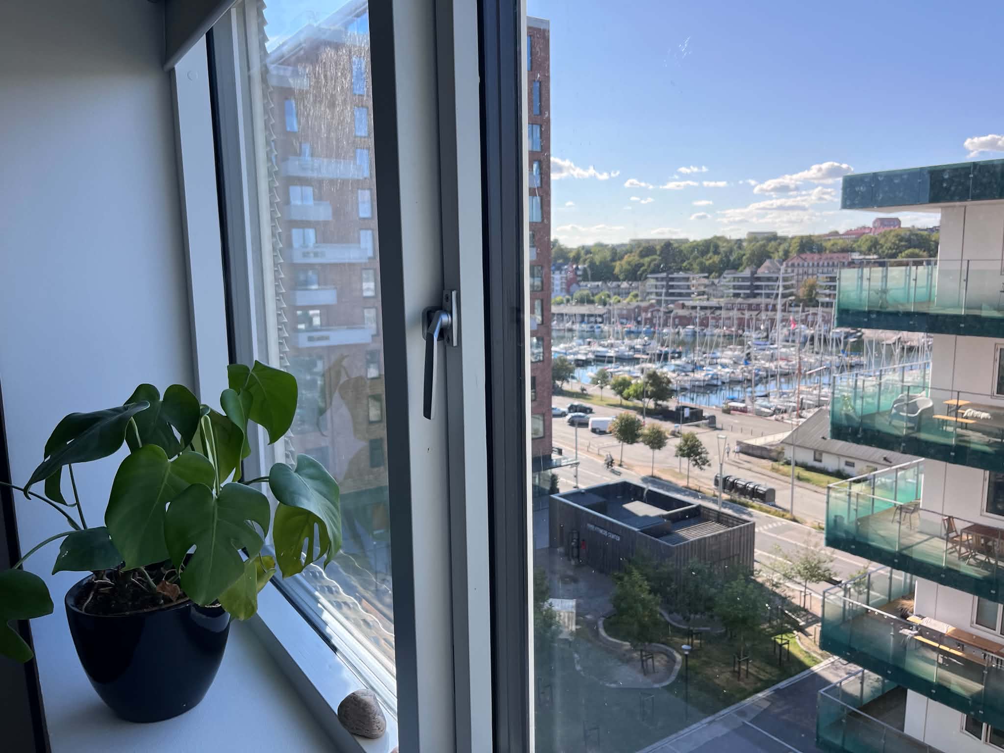 Møbleret 1-værelses på Aarhus Ø – fremleje til midt januar